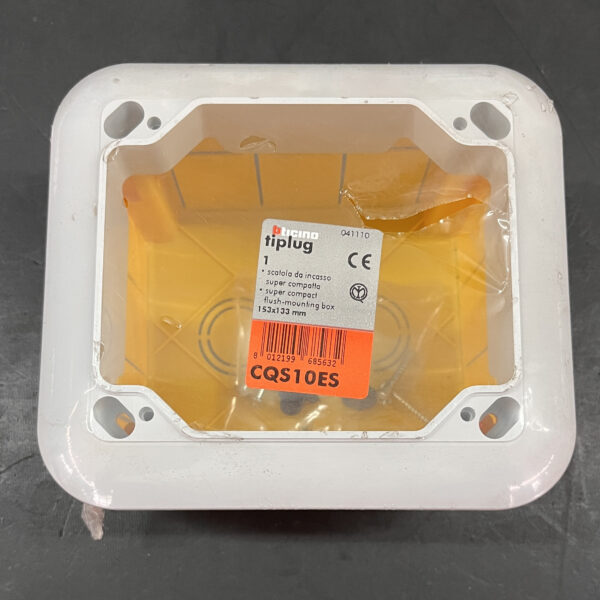 Bticino CQS10ES scatola incasso presa interbloccata compatta 153x133mm